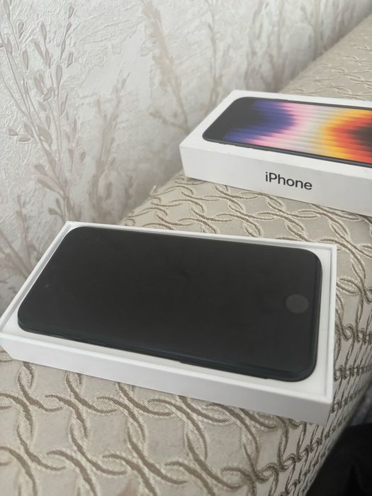 Iphone SE черный