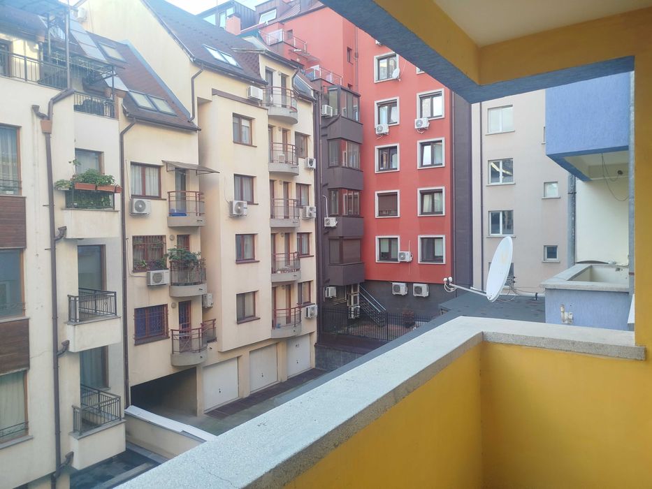 Продава се Тристаен апартамент в София, Белите брези - 68 кв.м за 2956 €/кв.м - Снимка #4