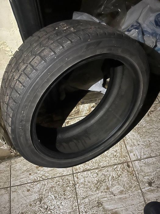 Шины      DUNLOP                  
 215/45R18
Комплект