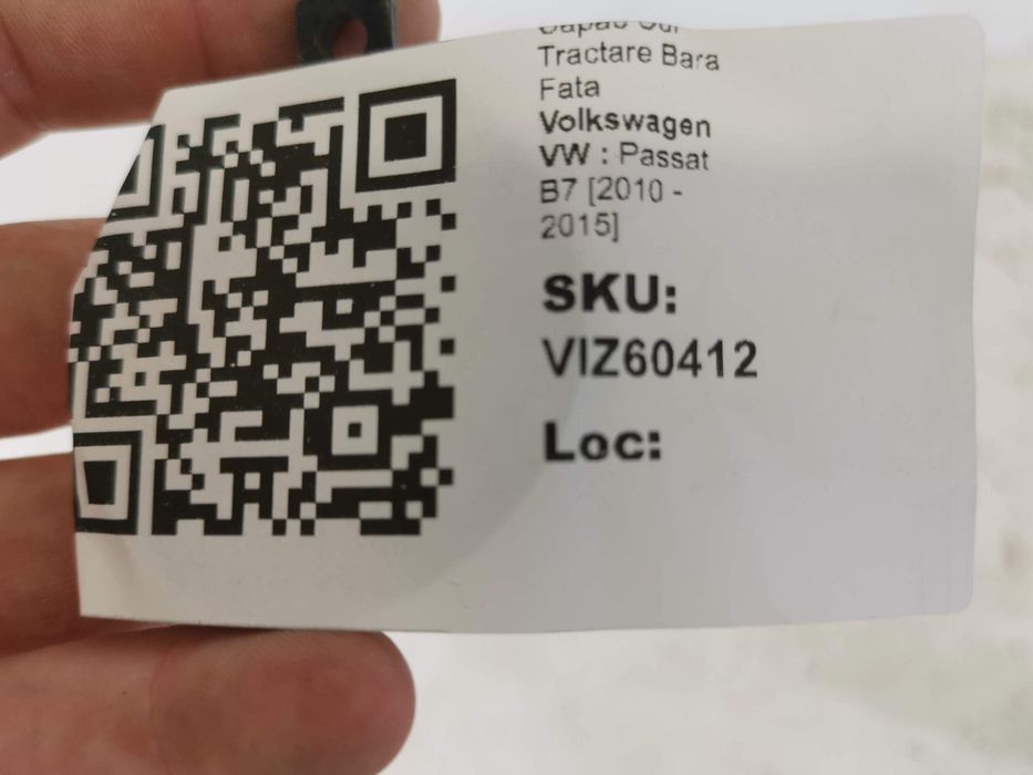 Капак За Теглич Предна Броня Фолксваген ВВ / Volkswagen VW Passat B7 [