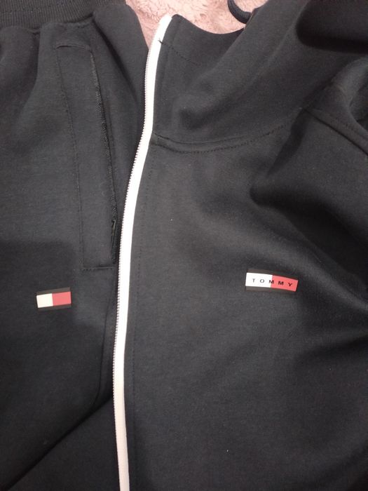 Костюм спортивный