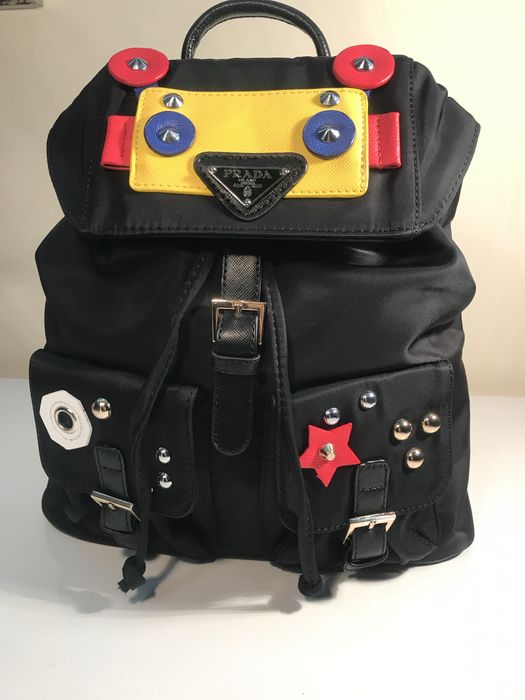 Раница Prada с цветни отнаменти