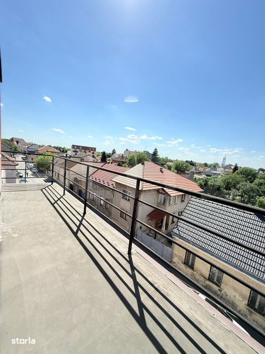 Penthouse 100 mp, terasa panoramica de 124 mp, zona Titulescu — fotografia 1