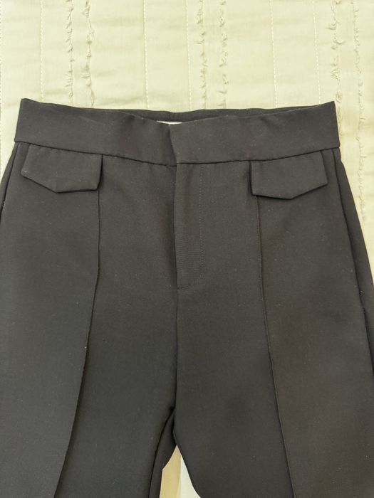 Строгие брючки Mango