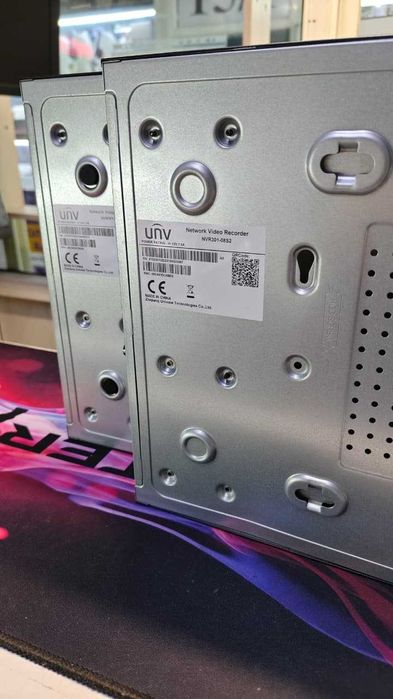 Видеорегистратор UNV NVR301-08S2