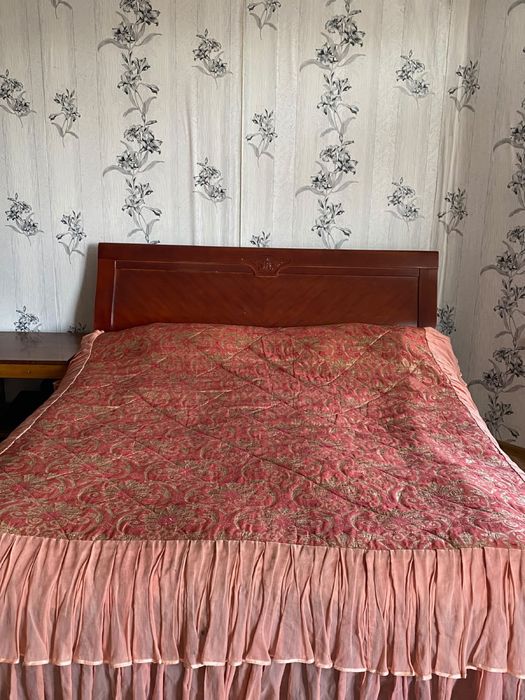 Продаётся комплект мебели для спальни