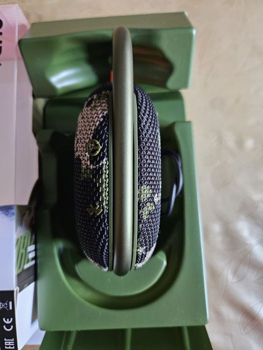JBL Clip 4 , ,Bluetooth , 10 часа , Камуфлаж