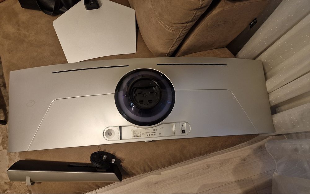 Monitor QD OLED Samsung Odyssey G9 Super Ultrawide