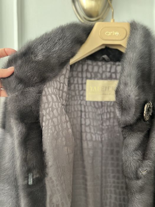 Продается шуба из норки