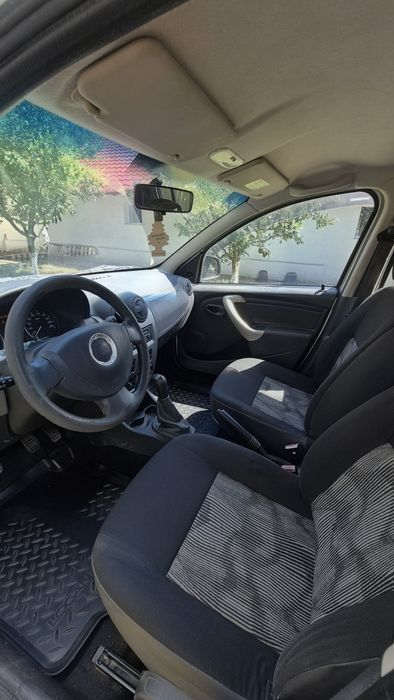 DACIA Sandero 2010 — imagine 3