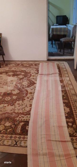 Casa de vanzare, cu 5 camere, 112 mp, Gaesti