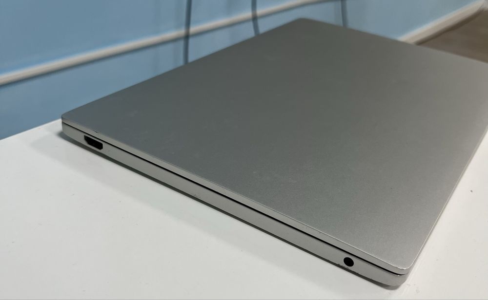 Xiaomi TM1607, ноутбук