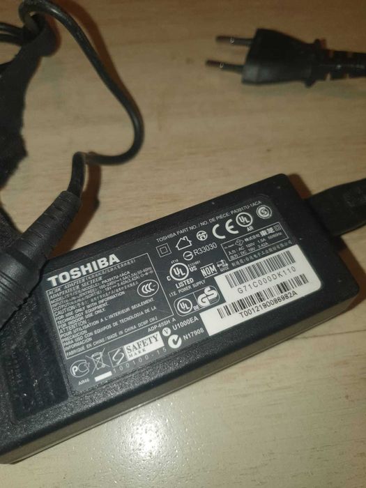 Incarcator alimentato Toshiba original 65w 19v 3.42a PA3917U 1ACA Asus