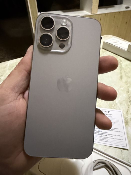 IPhone 15 pro max 256 titanium