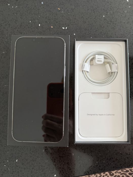 Продам IPhone 13 Pro Max