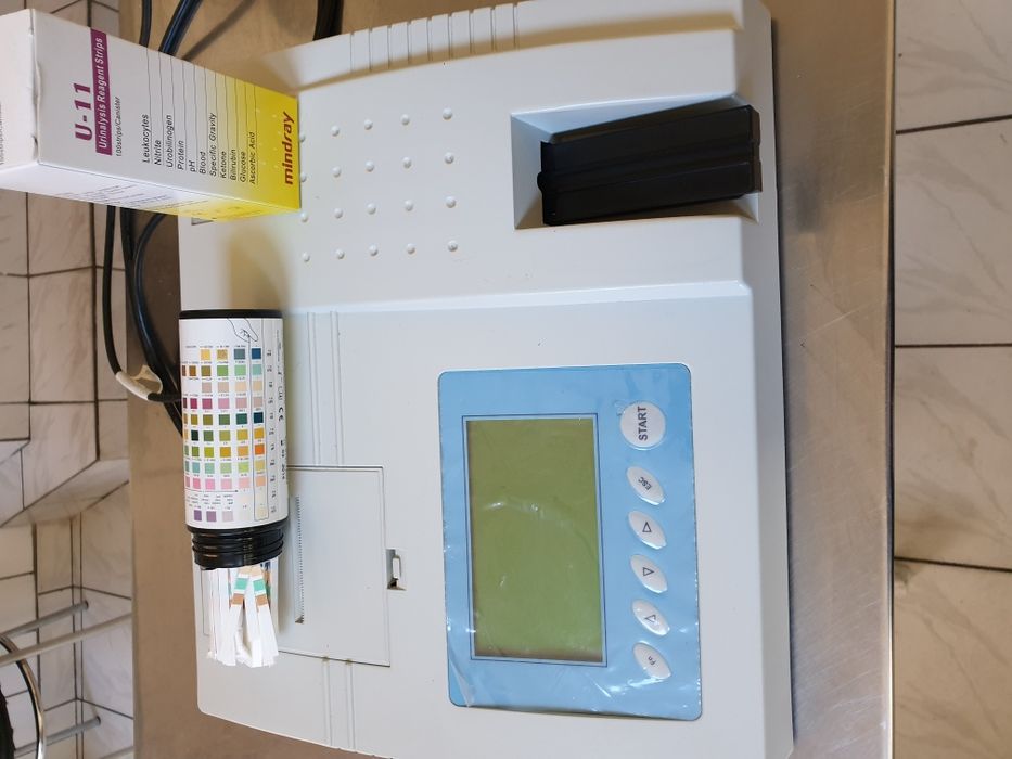 Analizor urina uz veterinar