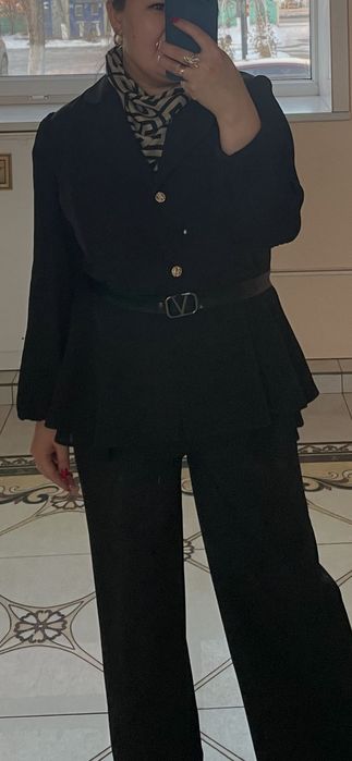 Продам платье,костюм