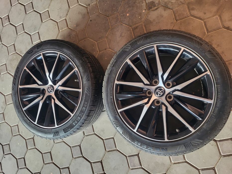 Диски R18 с резиной на камри 70/75