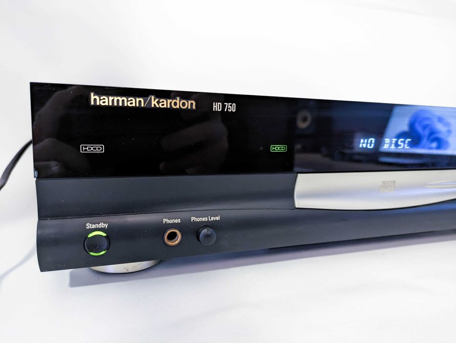 CD плеър Harman Kardon HD 750 аудиосистема