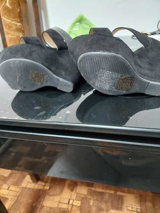 Дамски обувки като нови