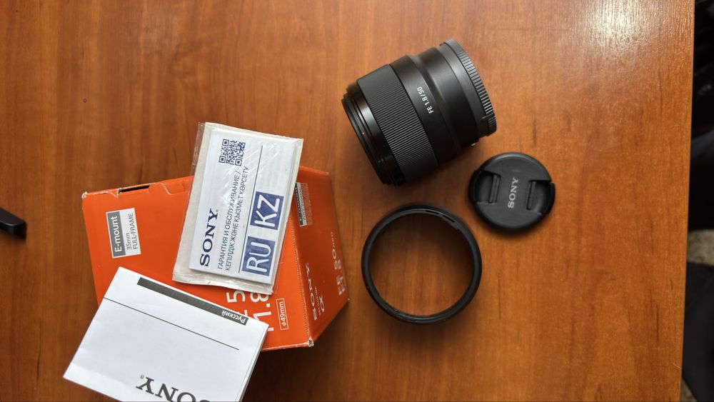Sony 50mm f/1.8 FE