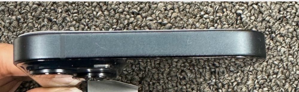 Iphone 14 без зарядки акумлятор 79%