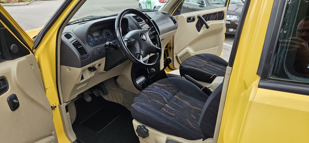 Nissan Terrano 4x4 IMPECABIL autoutilitara