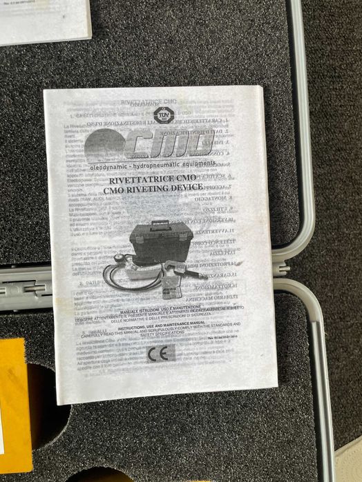 АВТОМОБИЛНА хидравлична Нитачка CMO RV06 6 тона 700Бара 10150 пси ТОП