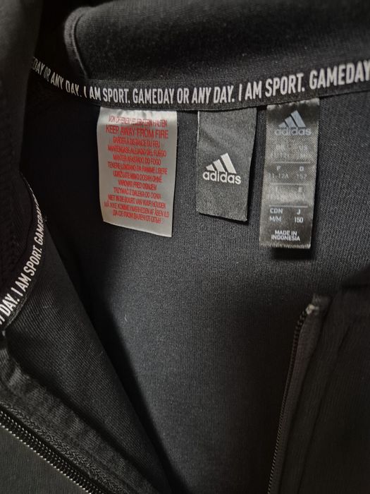 Hanorac Adidas original, nou fara eticheta