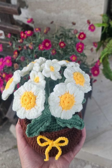 Ръчно плетени цветя