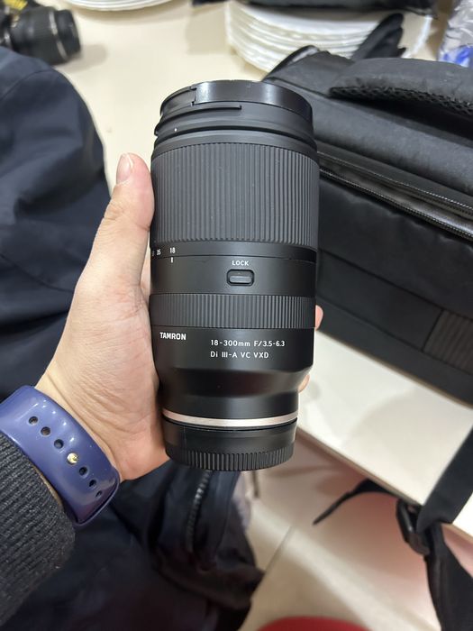 Обьектив продам таморон 18-300