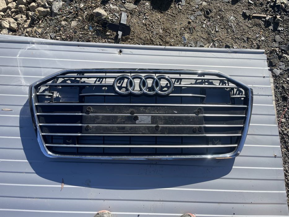 Решетка Audi A6 C8