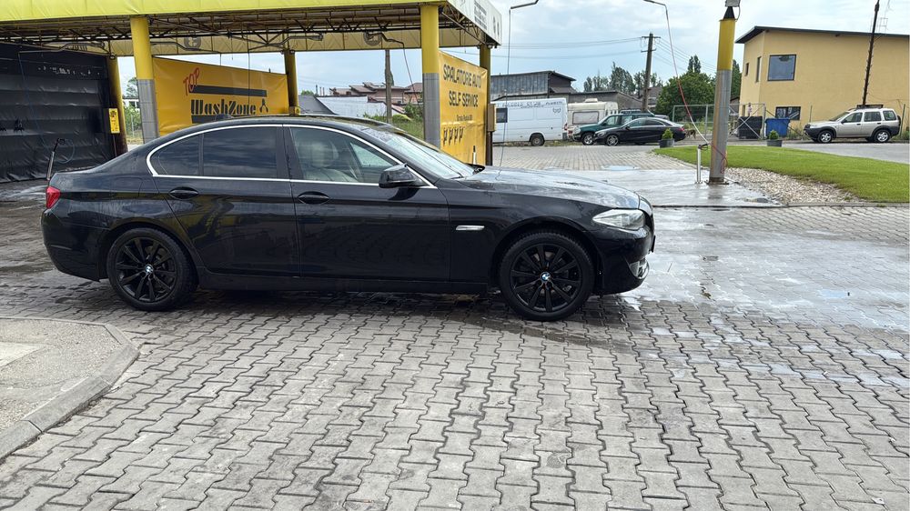BMW Seria 5  F10