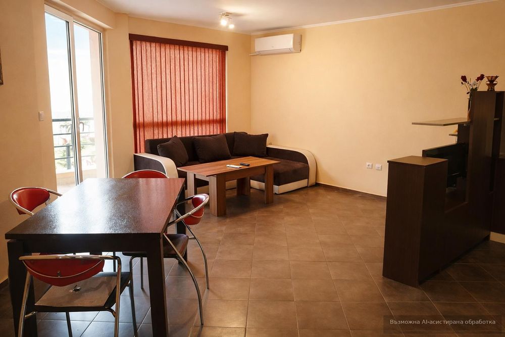 Дава се под наем Двустаен апартамент в Пловдив, Кършияка - 86 кв.м за 458.49 € - Снимка #2