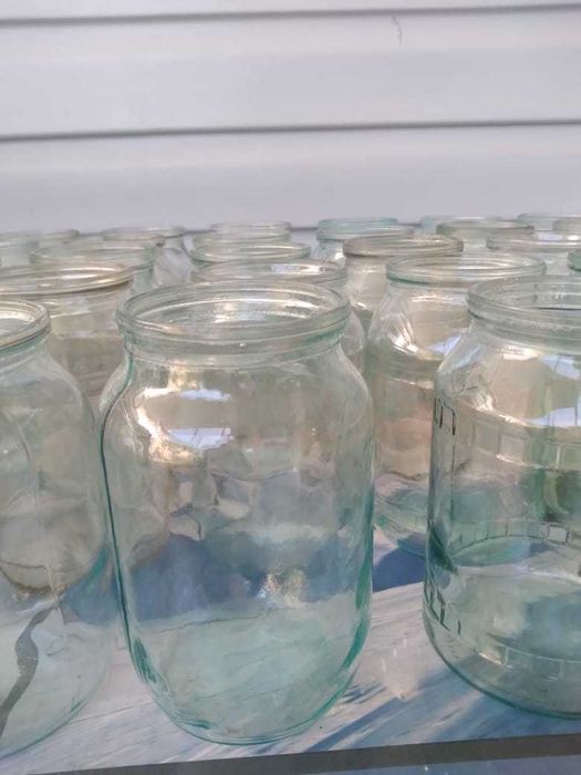 Банки стеклянные б/у  разного объёма