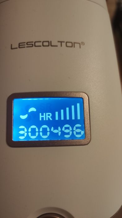 IPL Фотоeпилатор с подарък масажор за лице