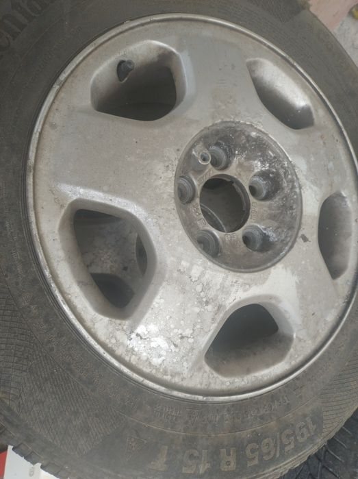 Jante Volkswagen aliaj r15 cu anvelope