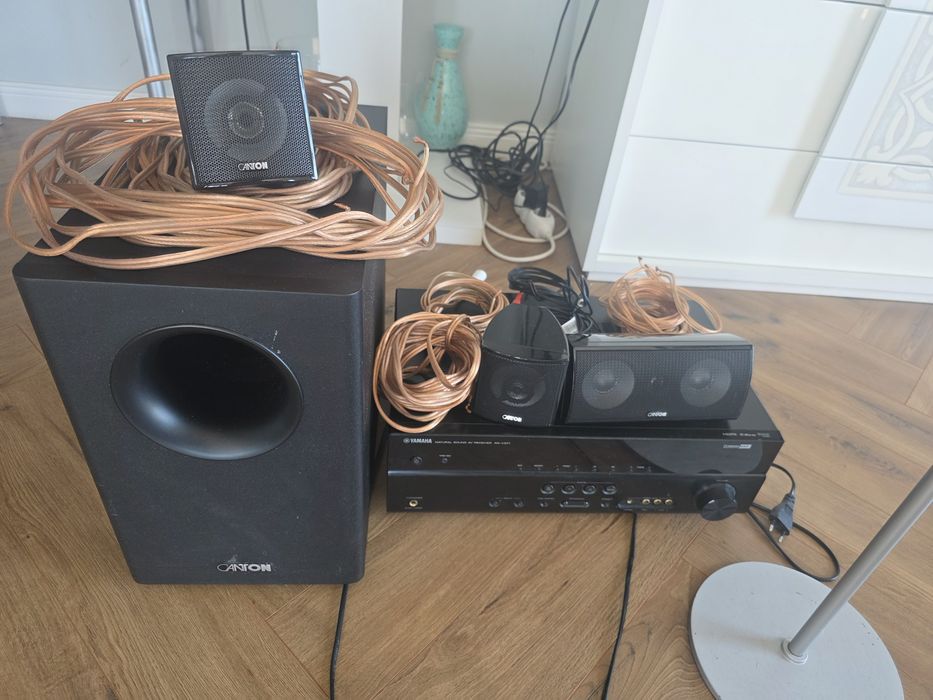 vand sistem audio receiver Yamaha + boxe 5.1 Canton + suporti boxe + cabluri