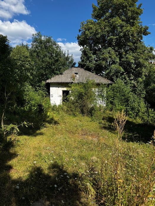 VAND MOTEL SOVEJA - 1.500 MP UTILI + TEREN 4.200 MP - 250.000€