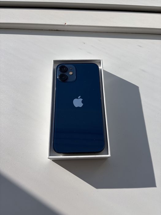 Продается iPhone 12 mini (128 GB, синий) — оригинал