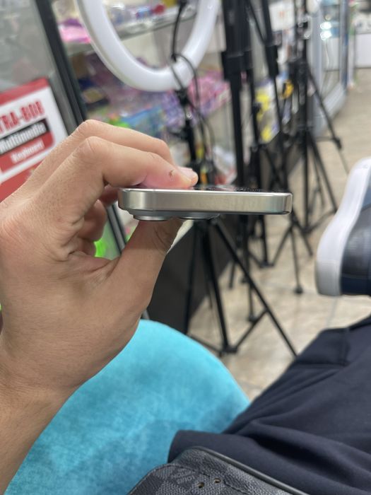 Apple 16pro без ремонта срочно !