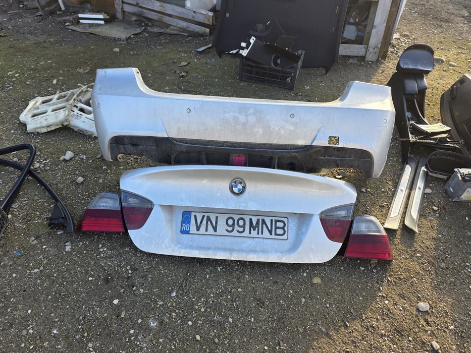 Set Stopuri / lămpi originale m fumurii bmw e90