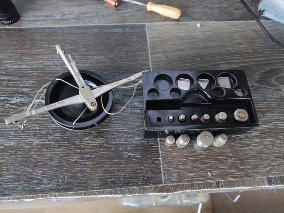 стара бижутерска везна