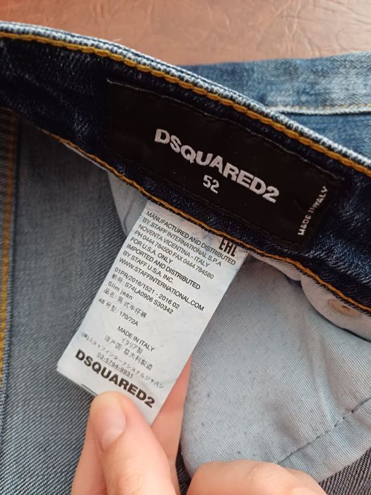 Blugi DSQUARED2 mărimea 52