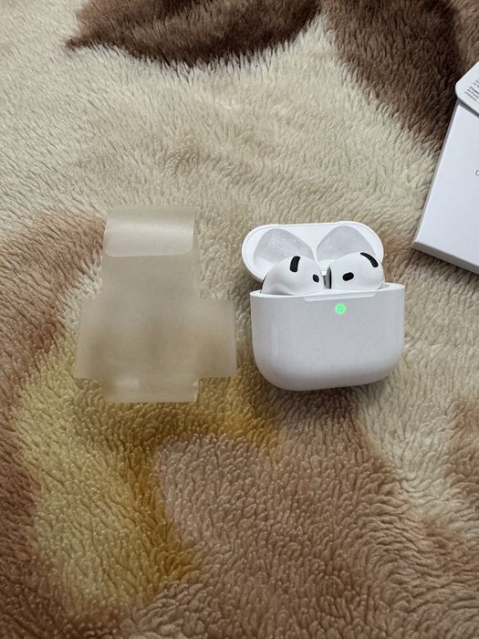 *cadoul perfect* airpods 4 noi desigilate
