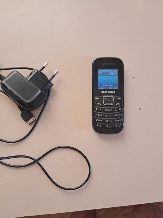 Продавам Samsung