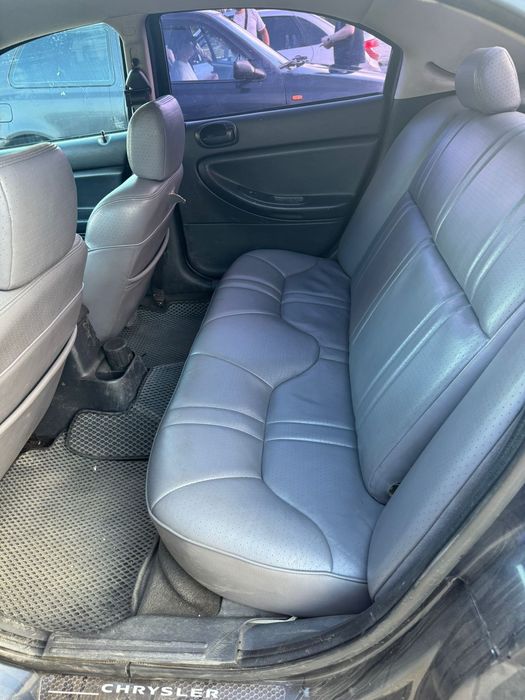 Крайслер себринг 2004г