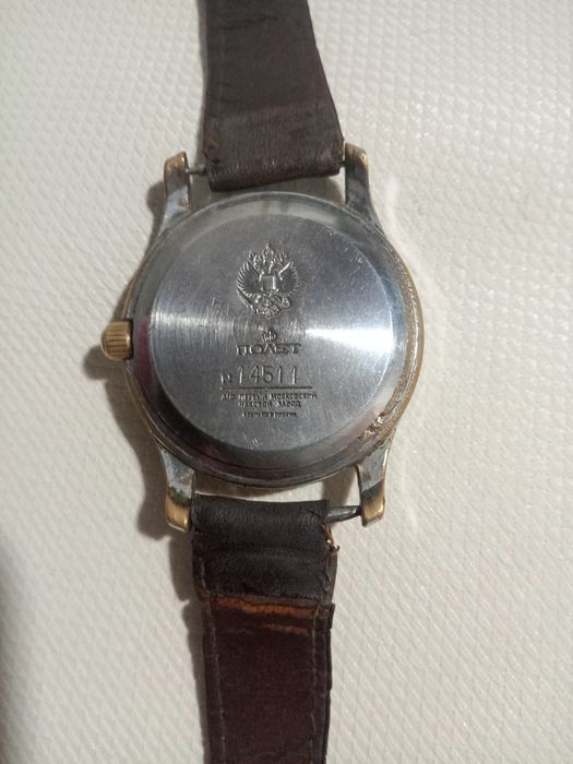 Продам чесы механика