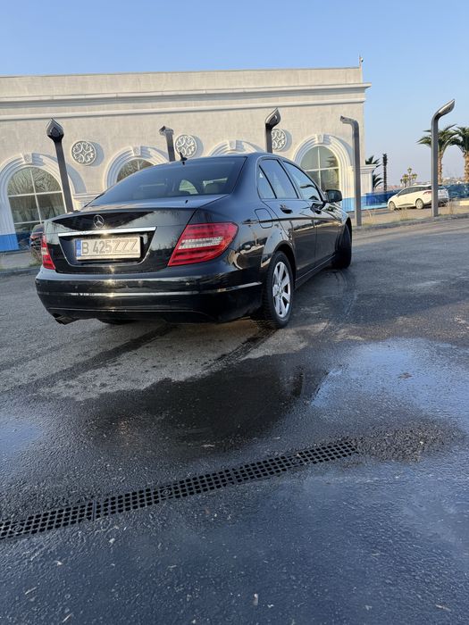 Vand Mercedes c180