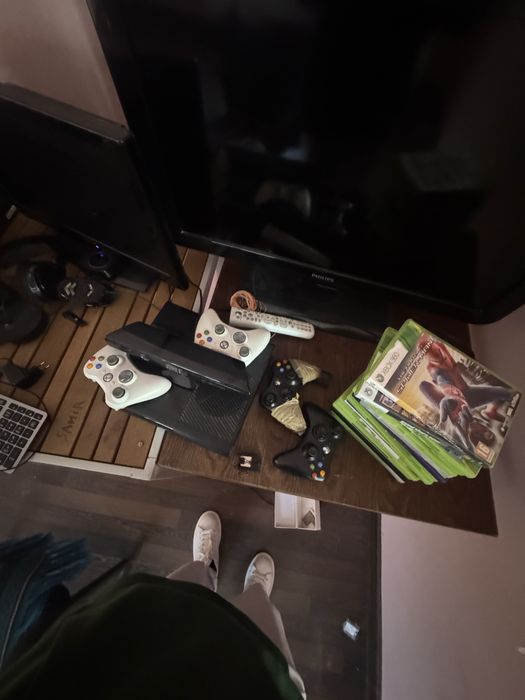 Se vinde pc si xbox360